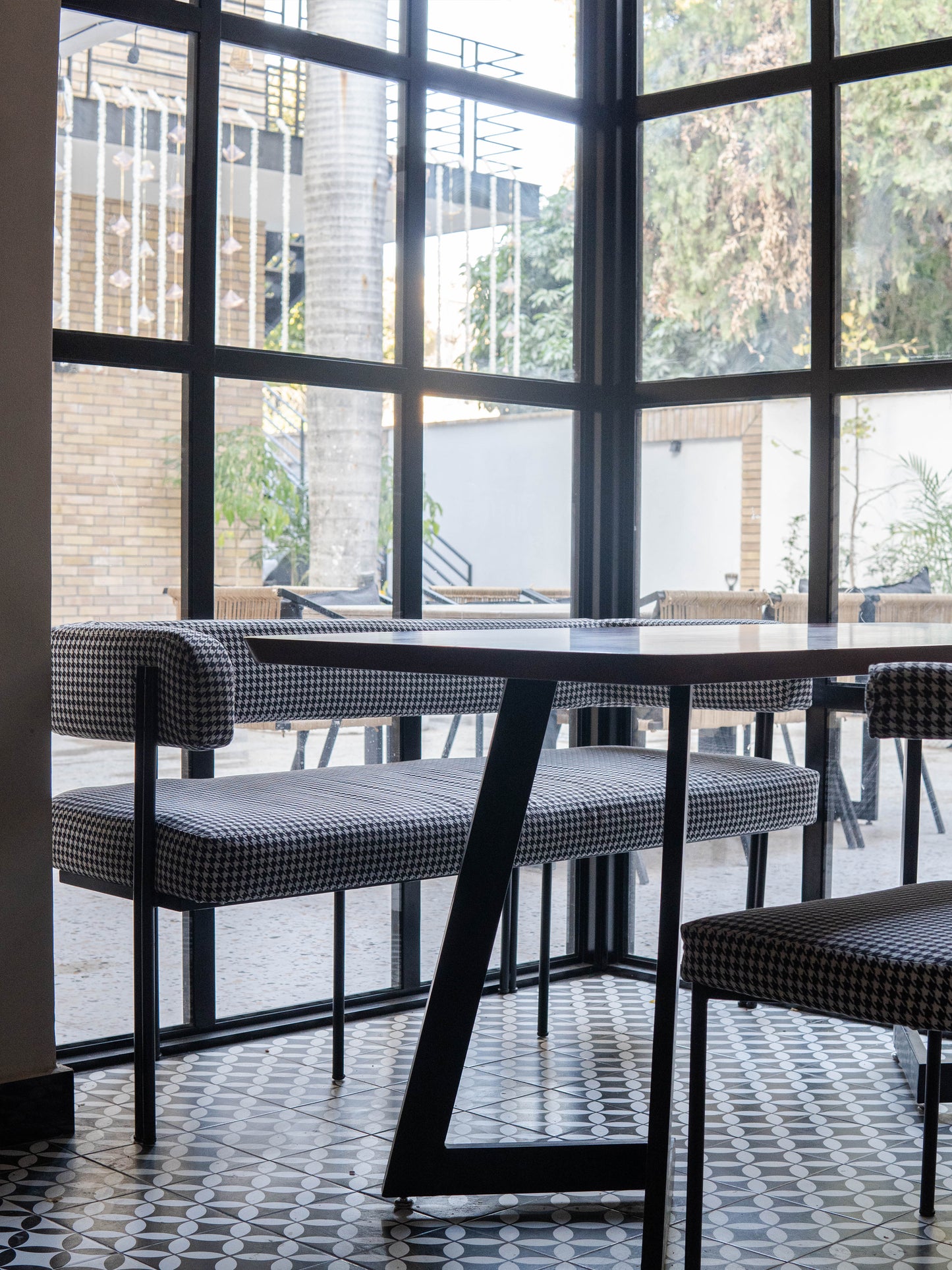 Sahar Breakfast Table Set