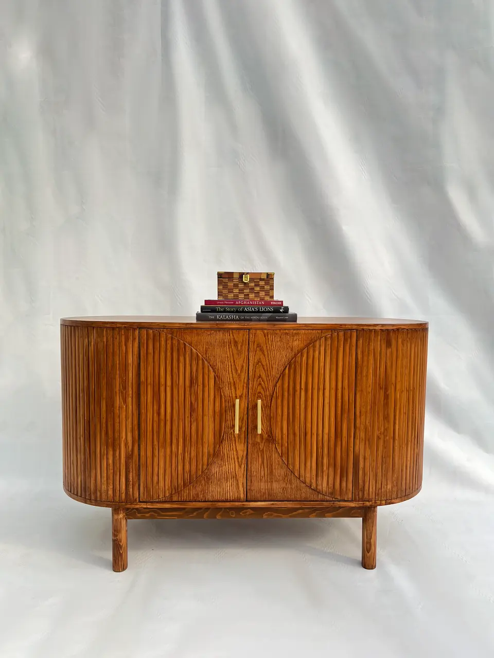 Mehr, consoles & cabinets
