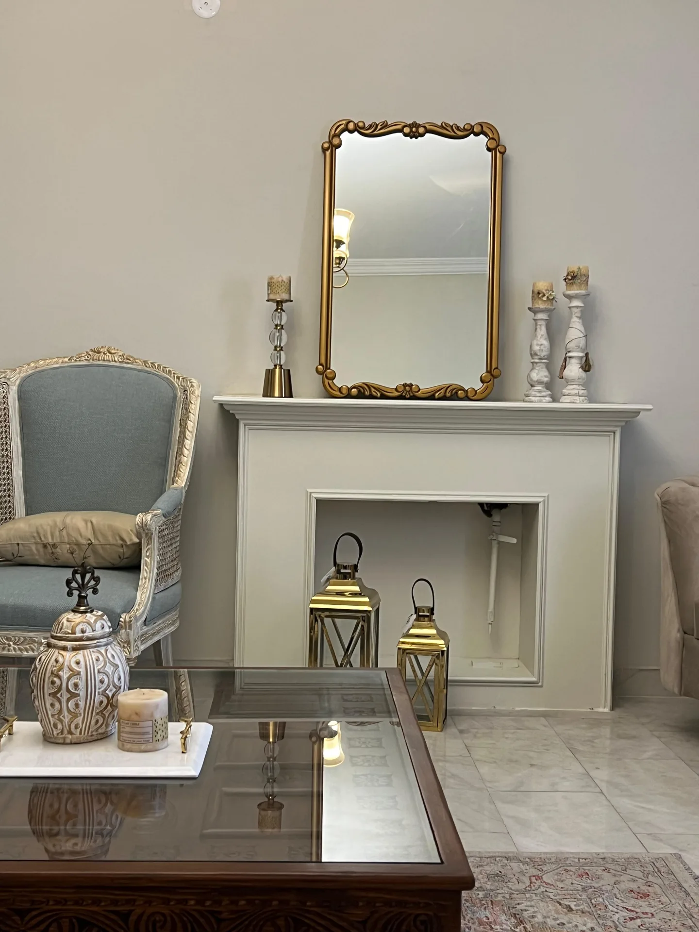 Private Residence: Living Spaces, image 10